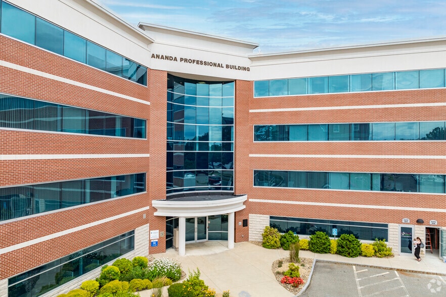 25 Pelham Rd, Salem, NH for lease - Building Photo - Image 3 of 4