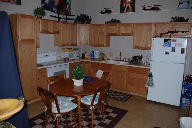 2221 N 147th St, Basehor, KS à vendre - Photo du bâtiment - Image 2 de 9