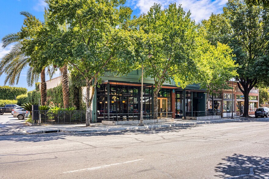 229 Broadway St, Chico, CA à louer - Photo du bâtiment - Image 1 de 30