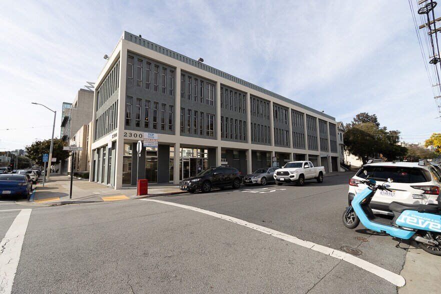 2300 Sutter St, San Francisco, CA à louer - Photo du bâtiment - Image 3 de 3