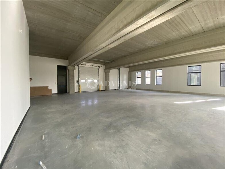 Flex dans Nanterre à louer - Photo intérieure - Image 2 de 12