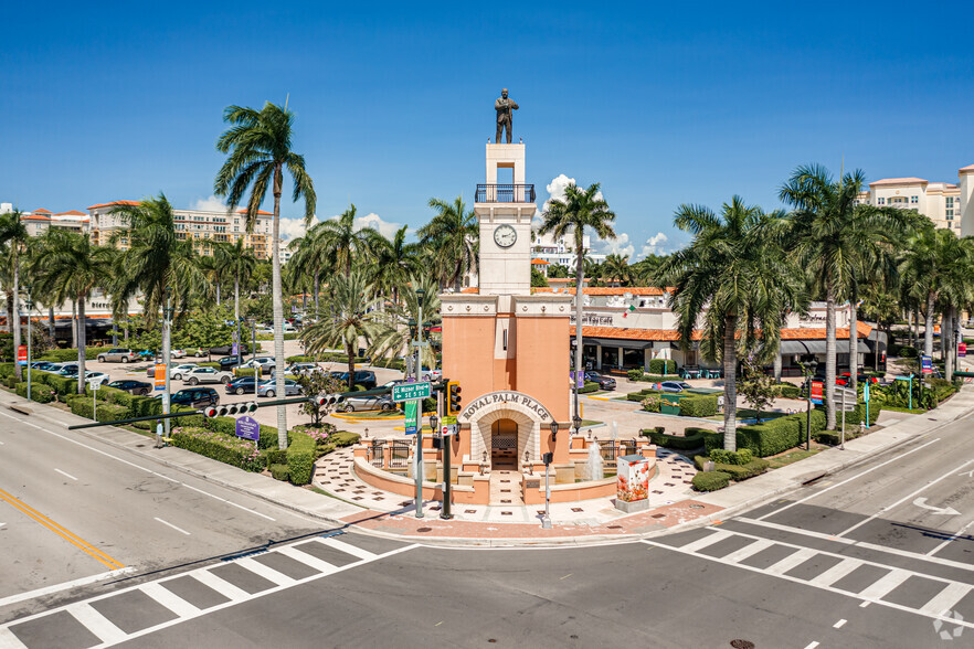 101 S Plaza Real, Boca Raton, FL à louer - Photo du b timent - Image 2 de 16