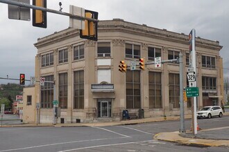 2102 Main St, Northampton, PA for lease Building Photo- Image 1 of 9