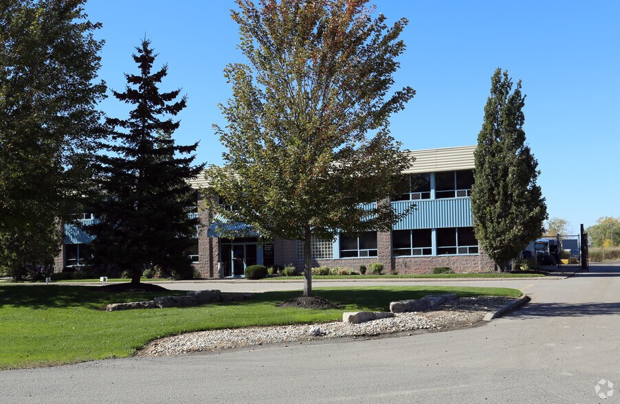 371 Jones Rd, Hamilton, ON for sale - Building Photo - Image 2 of 2