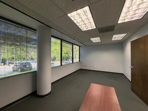 1080 Holcomb Bridge Rd, Roswell, GA for lease Interior Photo- Image 2 of 2