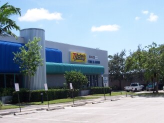 12550 S Military Trl, Boynton Beach, FL à louer - Photo du bâtiment - Image 2 de 11