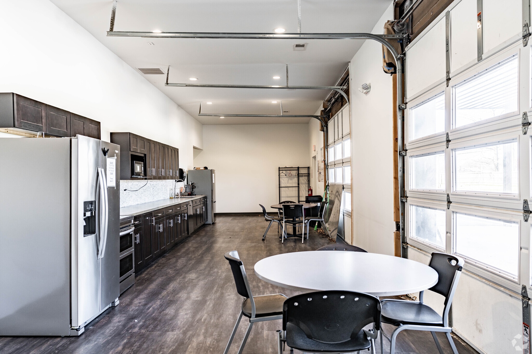 610 Cave Mill Rd, Bowling Green, KY for sale Interior Photo- Image 1 of 14