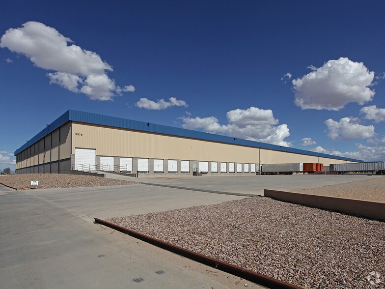 6978 E Century Park Dr, Tucson, AZ à louer - Photo du bâtiment - Image 3 de 23