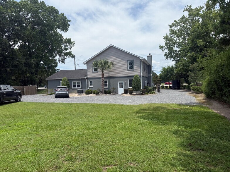 2365 N Highway 17, Mount Pleasant, SC for sale - Building Photo - Image 2 of 13