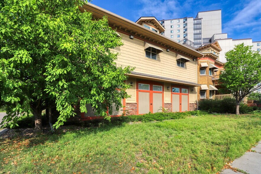 2722 Park Ave, Minneapolis, MN à vendre - Photo du bâtiment - Image 3 de 26