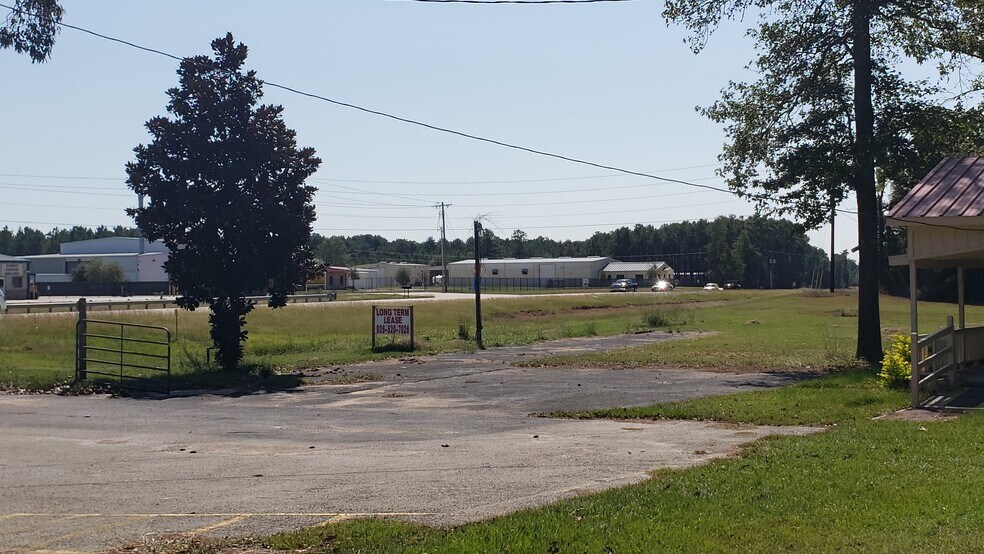 10669 Fm 1484 Rd, Conroe, TX à louer - Photo du bâtiment - Image 2 de 5