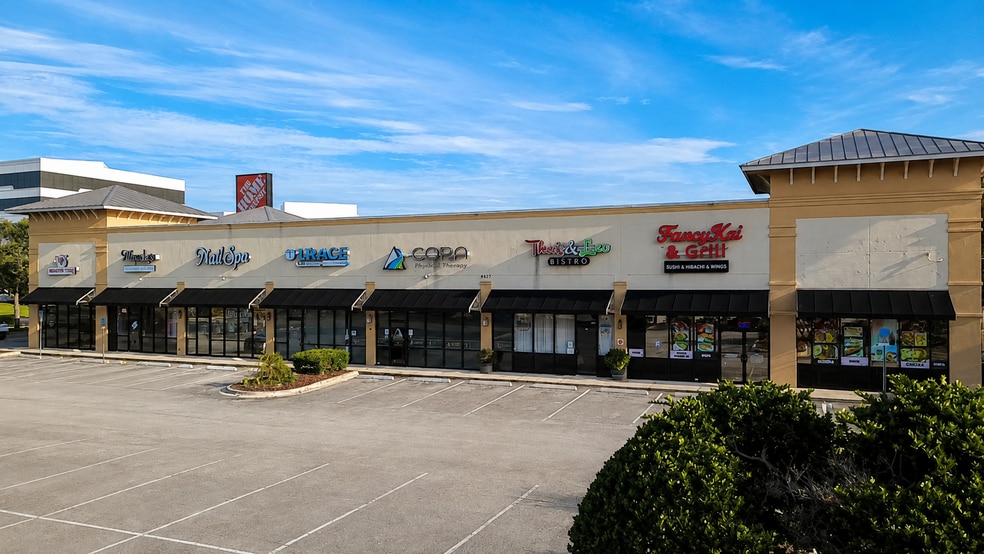 9527 Regency Square Blvd, Jacksonville, FL for lease - Building Photo - Image 3 of 8