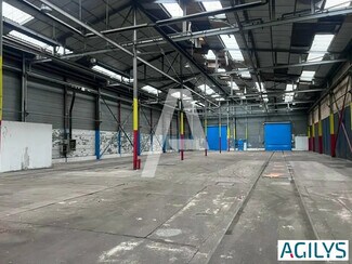 Plus de détails pour Local d'activités à louer