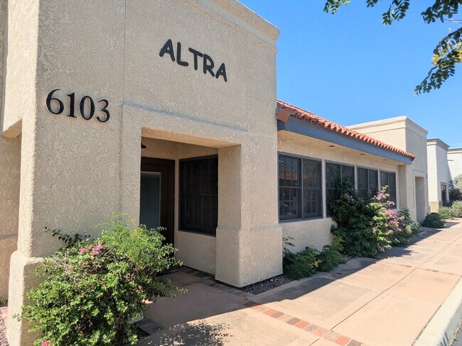 Plus de détails pour 6103-6105 E Grant Rd, Tucson, AZ - Bureau à vendre