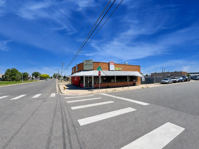More details for 4600 Lipan St, Denver, CO - Retail for Lease