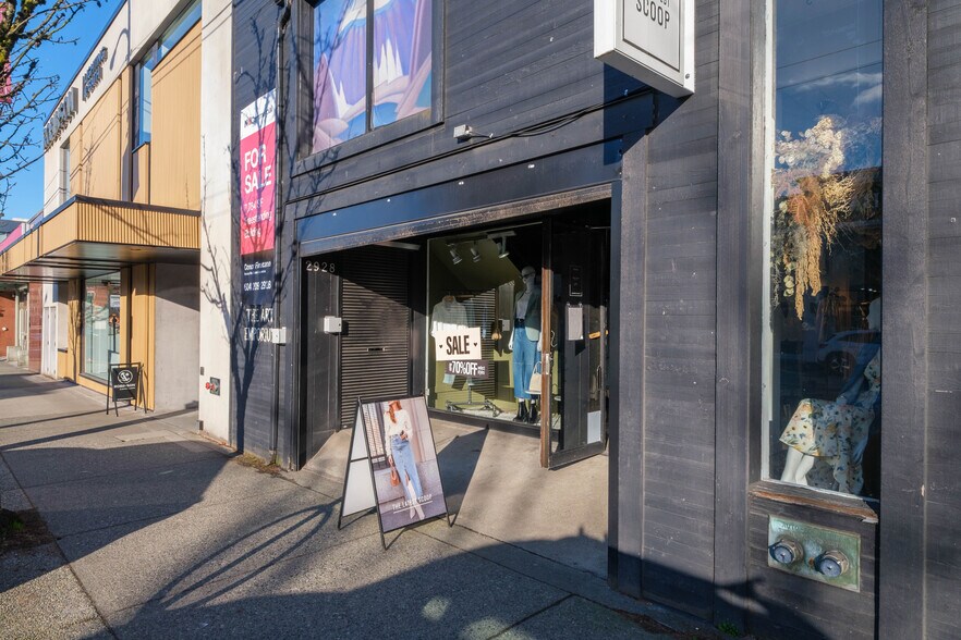 2928 Granville St, Vancouver, BC à louer - Photo du bâtiment - Image 2 de 11