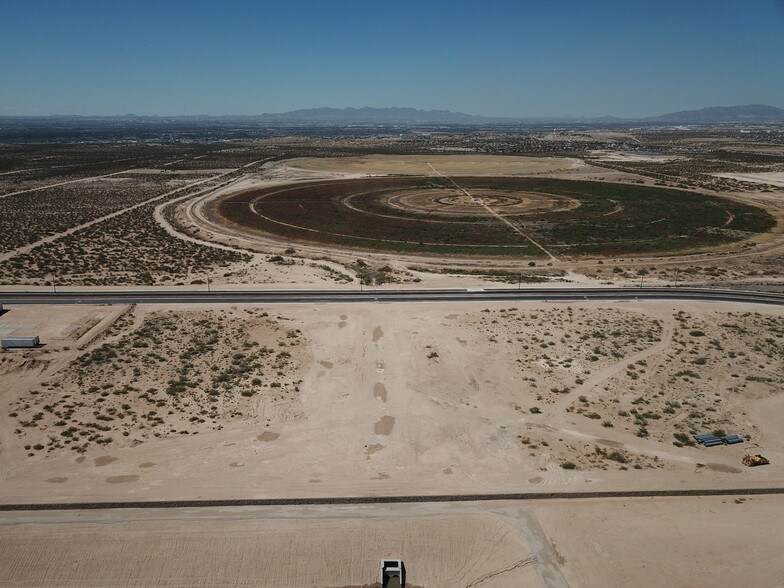 487 S Kenazo Ave, Horizon City, TX à vendre - Autre - Image 2 de 2