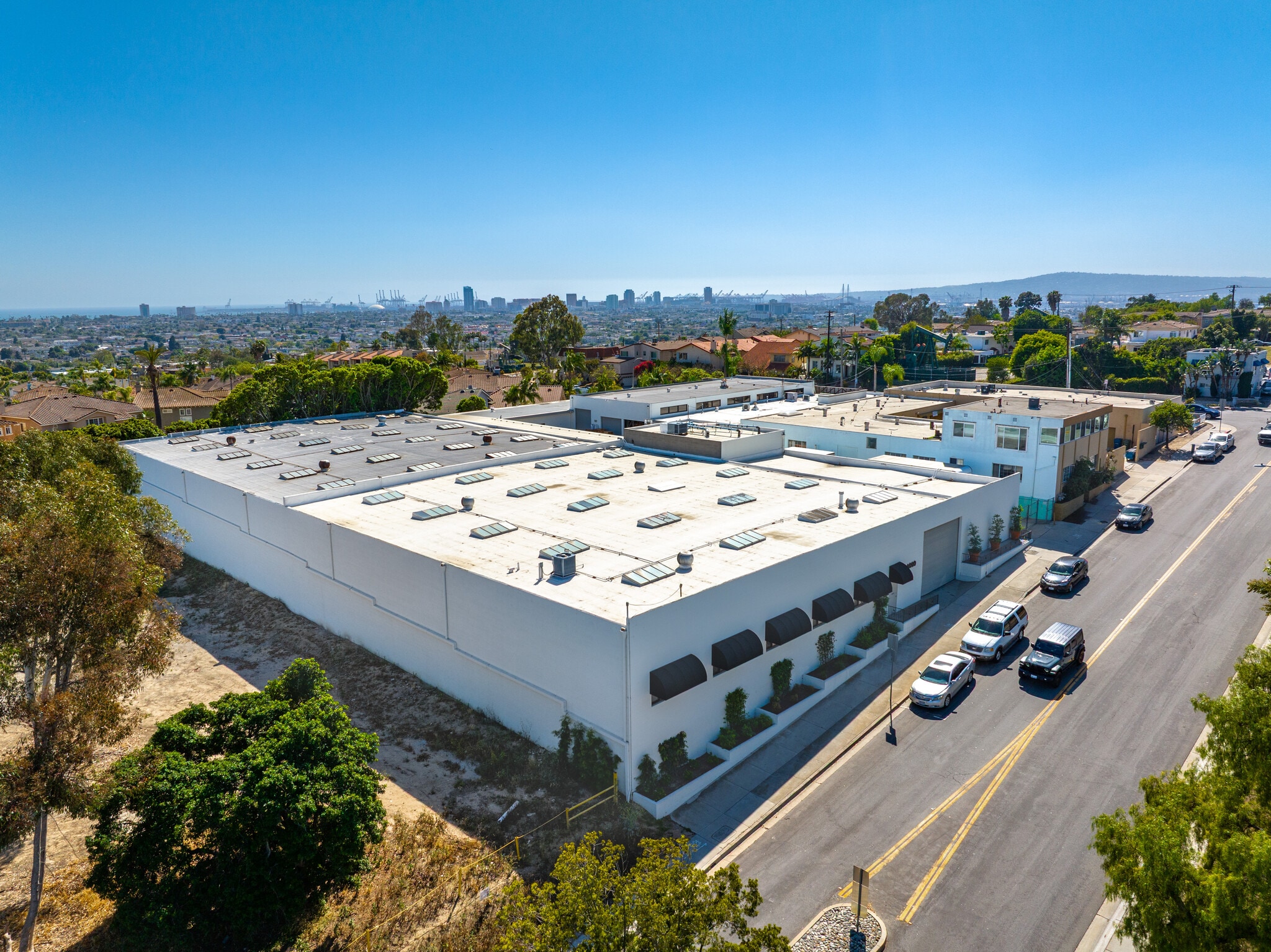 2180 Temple Ave, Long Beach, CA à louer Photo principale- Image 1 de 10