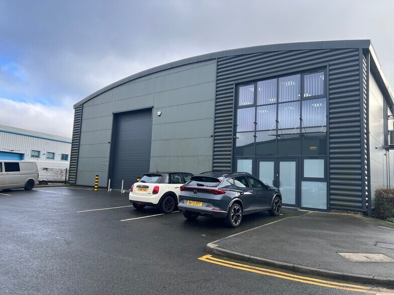 3 Orion Way, Kettering for lease - Building Photo - Image 2 of 4