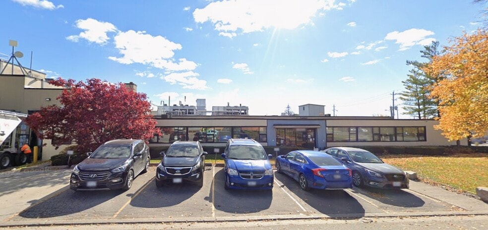 1 Hafis Rd, Toronto, ON for sale - Building Photo - Image 1 of 4