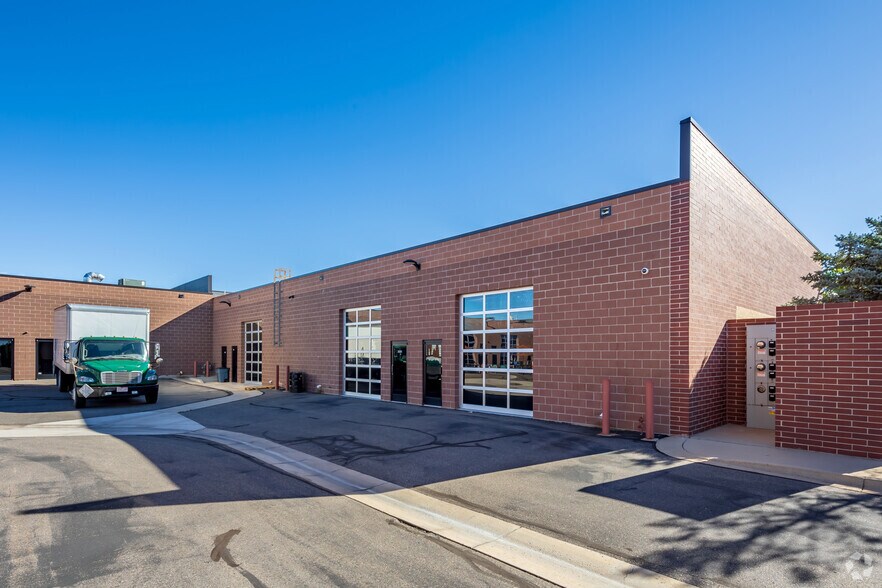 10860 Dover St, Westminster, CO à vendre - Photo du bâtiment - Image 3 de 17