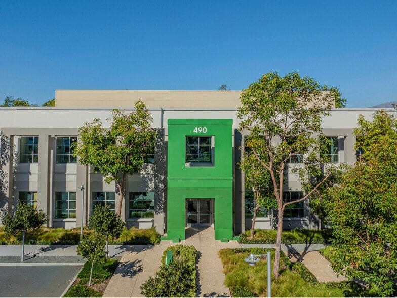 680 N McCarthy Blvd, Milpitas, CA for lease - Building Photo - Image 3 of 14