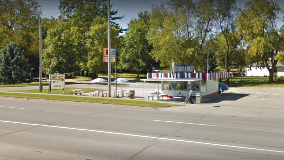 1803 S Center St, Marshalltown, IA for sale - Other - Image 2 of 2