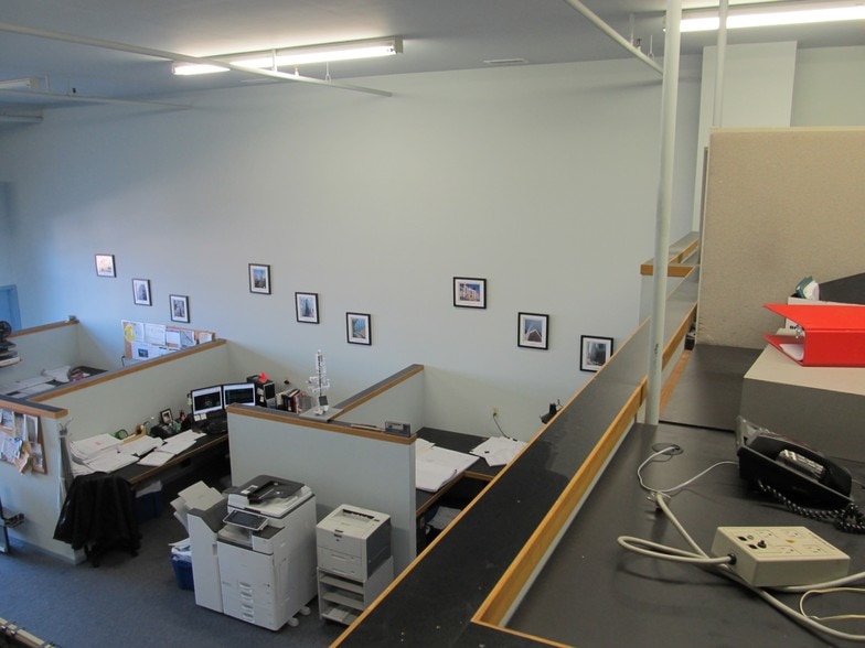 12150 Charles Dr, Grass Valley, CA for sale - Building Photo - Image 3 of 14