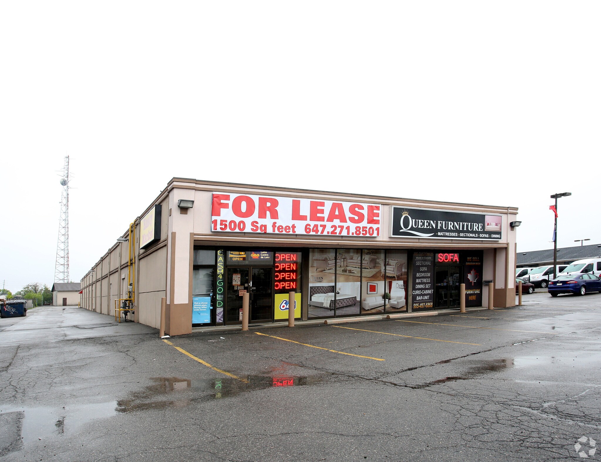 245 Queen St E, Brampton, ON à vendre Photo principale- Image 1 de 1