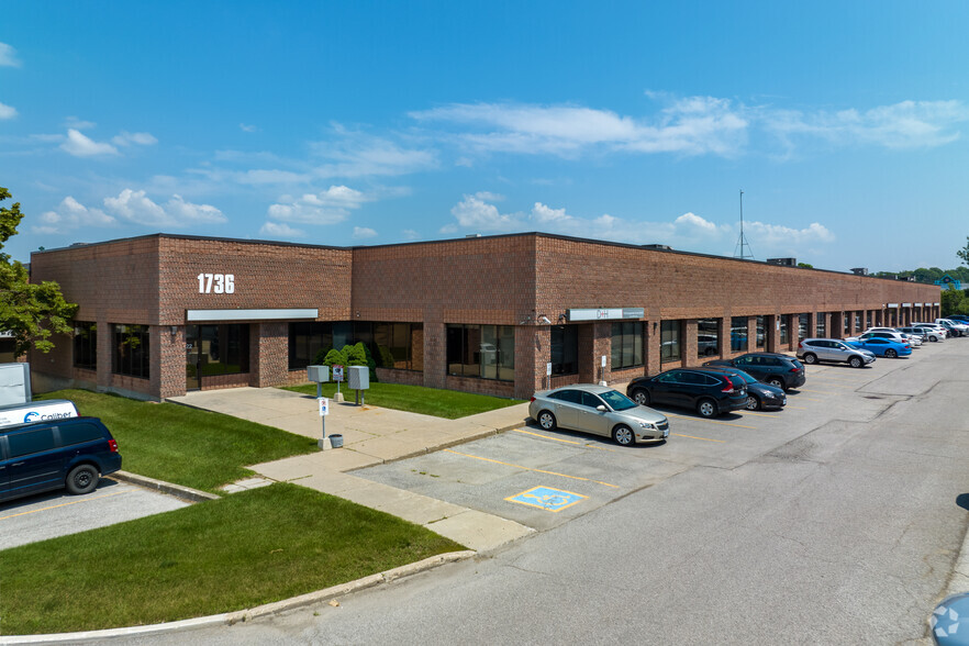 1734-1736 Orangebrook Ct, Pickering, ON à vendre - Photo du bâtiment - Image 1 de 1