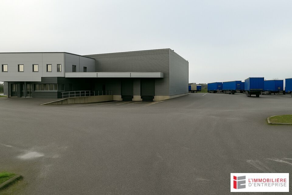 Industrial in Rennes for lease Building Photo- Image 1 of 2