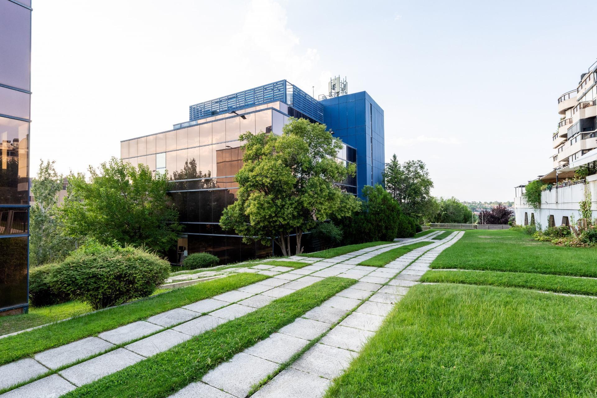 Bureau dans Madrid, Madrid à vendre Photo du bâtiment- Image 1 de 2
