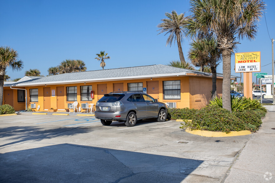 1800 S Atlantic Ave, Daytona Beach, FL à vendre - Photo principale - Image 1 de 1