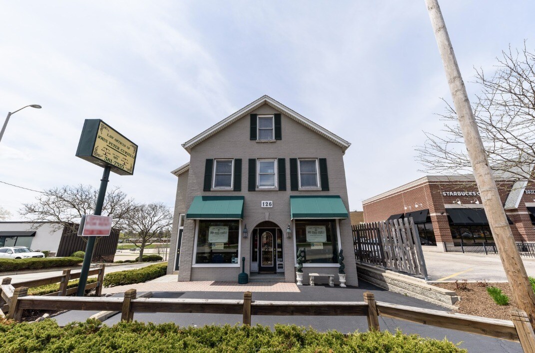 126 S Northwest Hwy, Barrington, IL à vendre Photo principale- Image 1 de 18