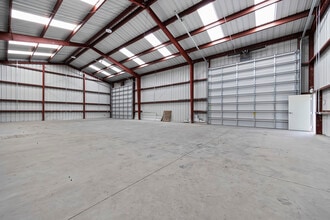 2350 Warren Ave, Twin Falls, ID for lease Interior Photo- Image 2 of 2