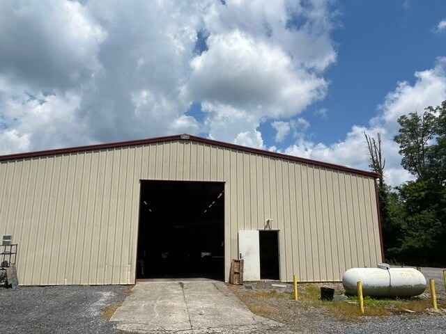 3085 S Lee Hwy, Cleveland, TN à louer - Photo du bâtiment - Image 3 de 17
