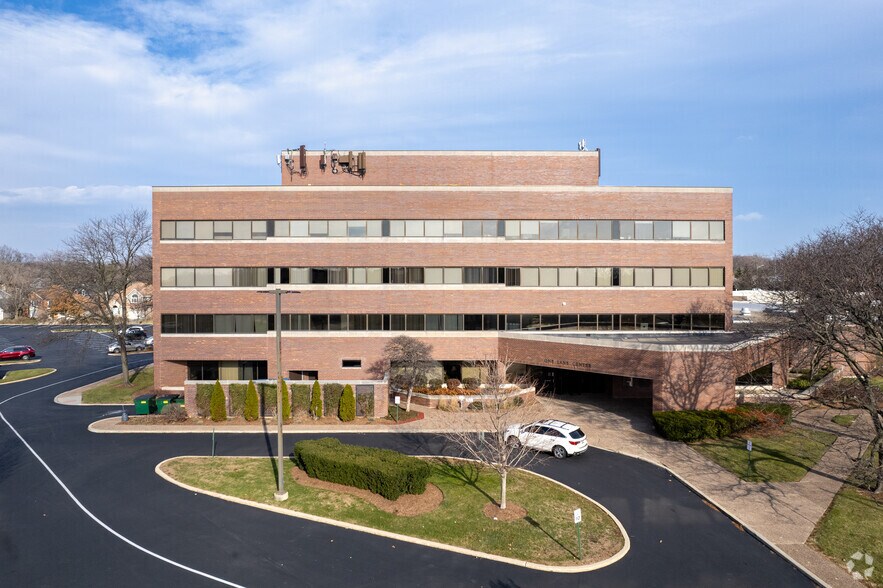 1200 Shermer Rd, Northbrook, IL à louer - Photo du bâtiment - Image 2 de 10