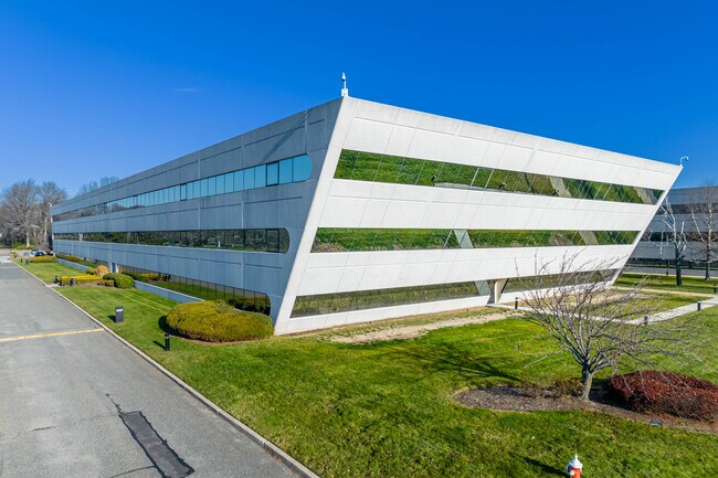 More details for 1 Jericho Plz, Jericho, NY - Office for Lease