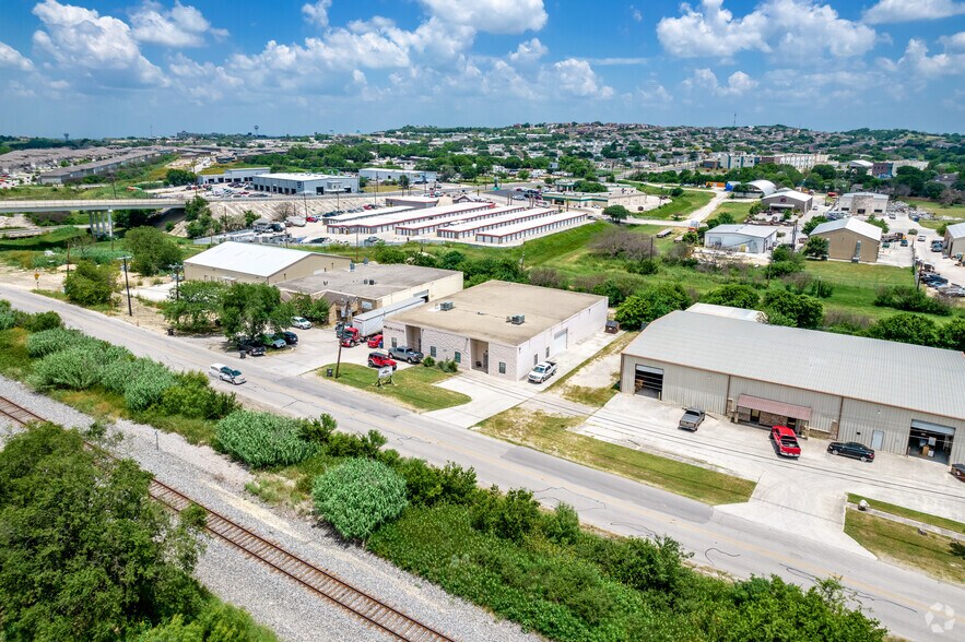 13810 Lookout Rd, San Antonio, TX à louer - Aérien - Image 2 de 5