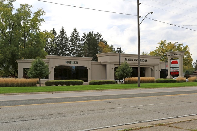 More details for 4553 King St E, Kitchener, ON - Flex for Lease