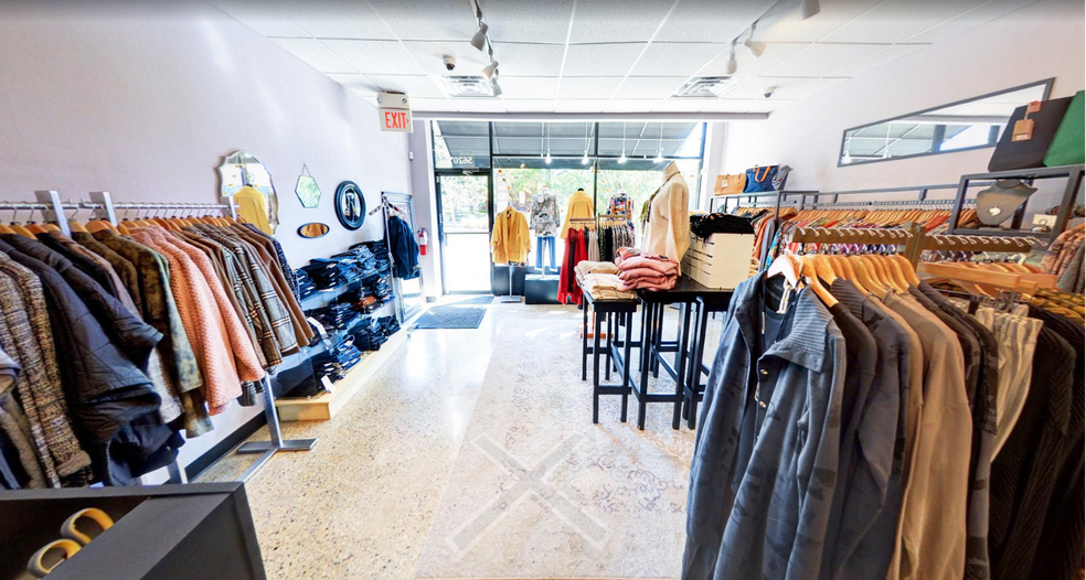 5614-5648 E Washington St, Indianapolis, IN à louer - Photo du bâtiment - Image 3 de 7