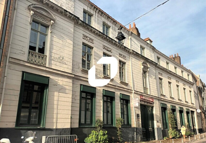 Bureau dans Lille à louer - Photo du bâtiment - Image 1 de 11