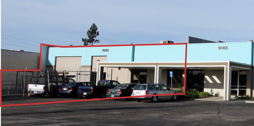 9183-9185 Kelvin Ave, Chatsworth, CA for lease - Building Photo - Image 2 of 8