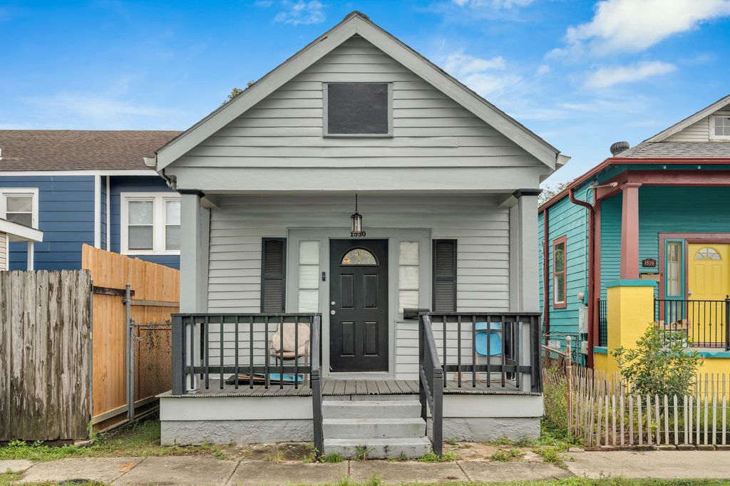 1530 Rousselin Dr, New Orleans, LA à vendre Photo du bâtiment- Image 1 de 3