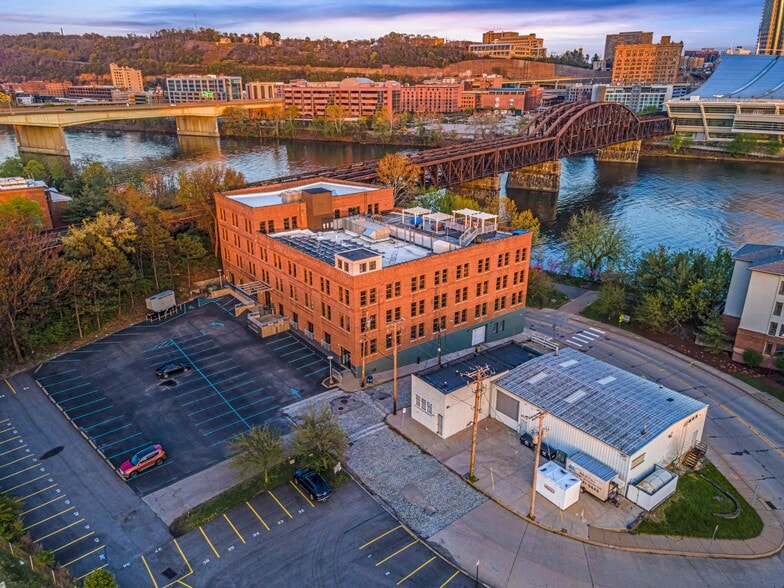 600 River Ave, Pittsburgh, PA for lease - Building Photo - Image 2 of 3