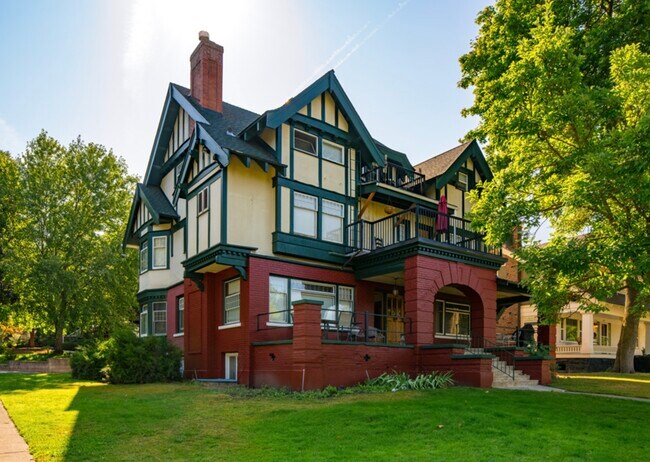 Plus de détails pour 903 S Adams St, Spokane, WA - Multi-résidentiel à vendre