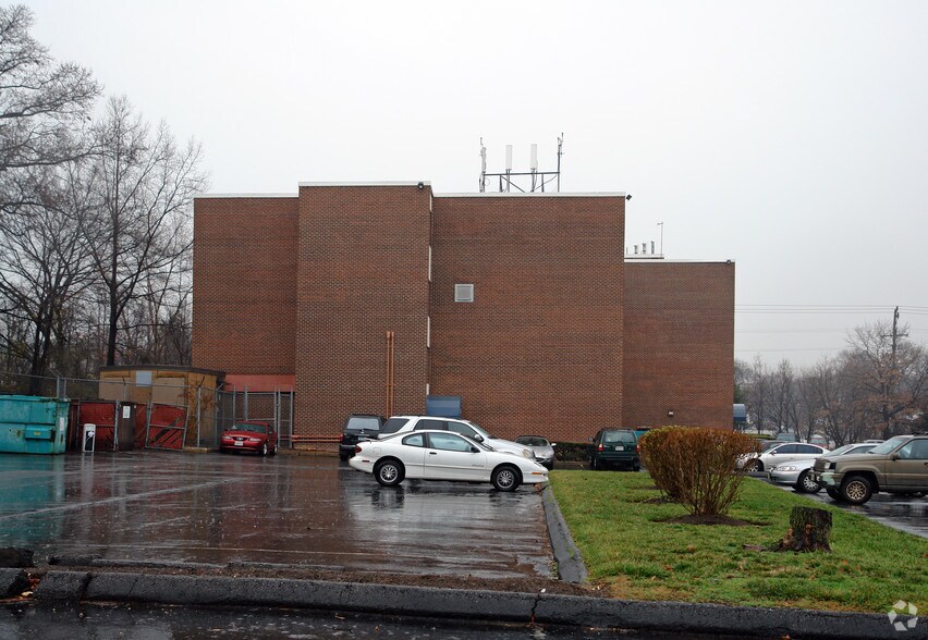 4920 Niagara Rd, College Park, MD à louer - Photo du bâtiment - Image 3 de 4