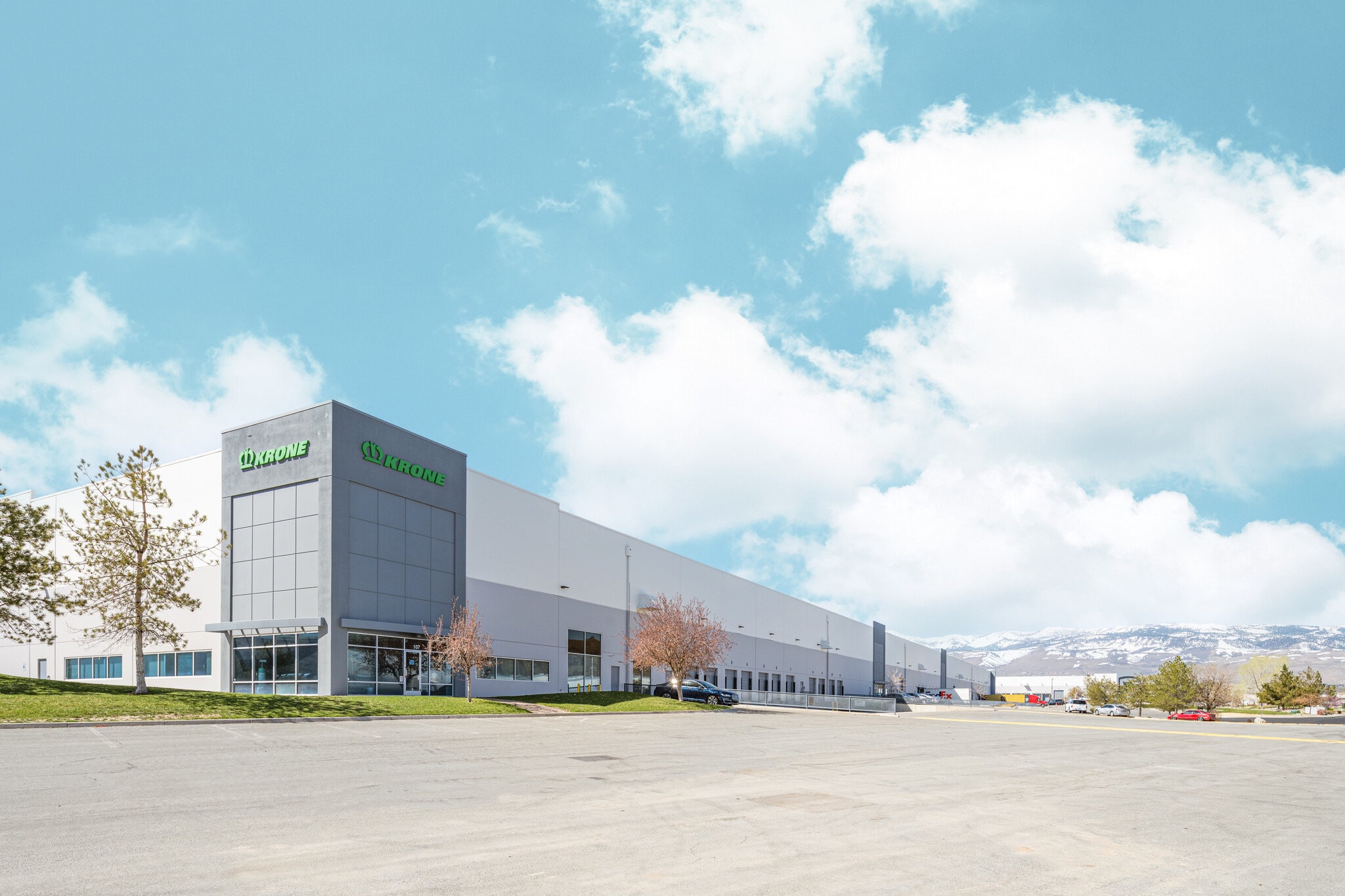 1190 Trademark Dr, Reno, NV for lease Primary Photo- Image 1 of 15