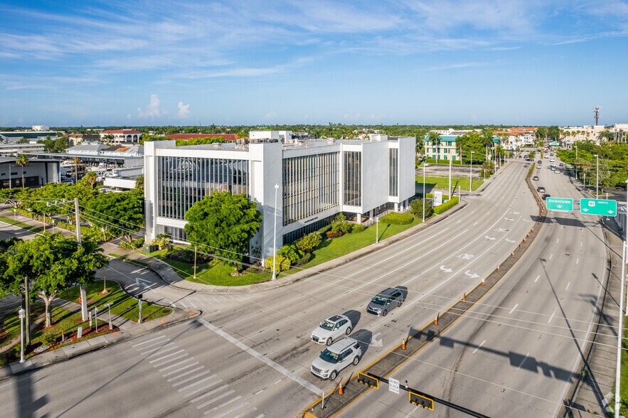 1100 5th Ave S, Naples, FL à louer - Aérien - Image 3 de 14