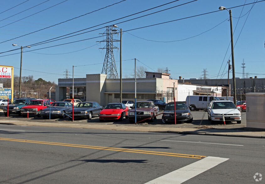 2504 N Tryon St, Charlotte, NC à vendre - Photo du bâtiment - Image 2 de 4